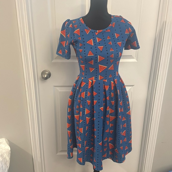 XS LulaRoe Amelia dress with watermelon pattern - Picture 1 of 3